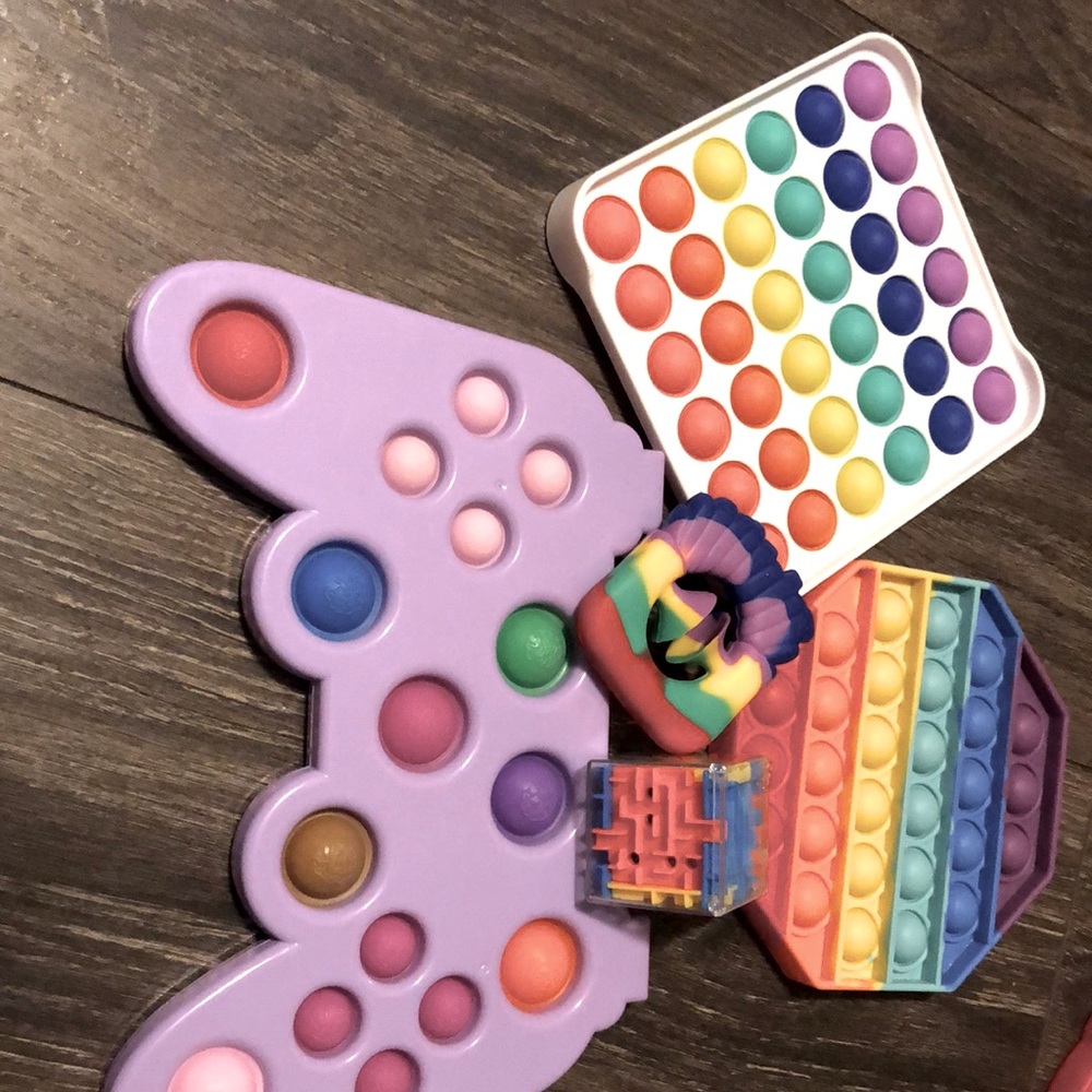 Rainbow fidget pack!
